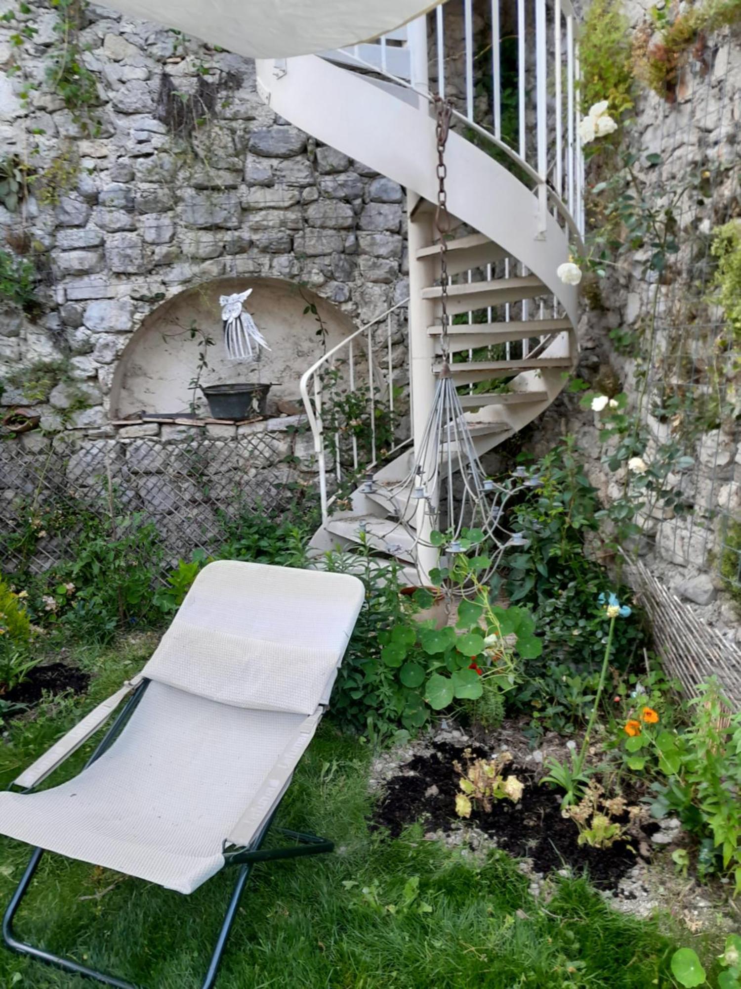 Chambre d'hôtes La Romarine Barnave Extérieur photo